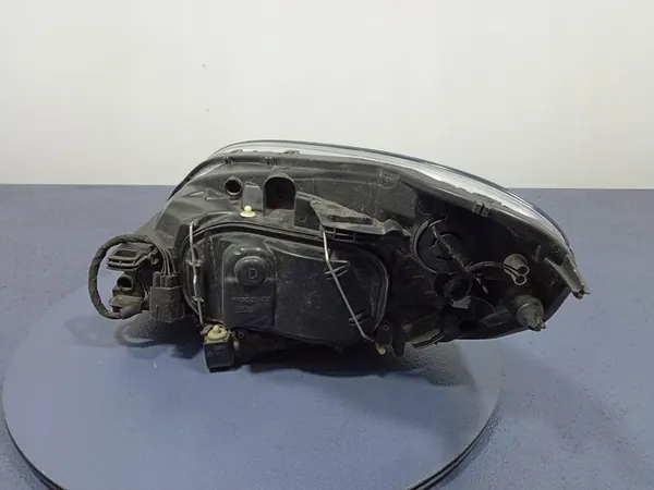 VOLVO XC60 I 08-13 Oikea Bixenon Ajovalo OEM 31420680 image 4