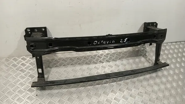 Etupuskuri Skoda Octavia IV 2019-2026 OEM image 4