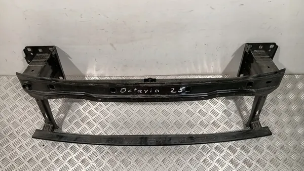 Etupuskuri Skoda Octavia IV 2019-2026 OEM image 5