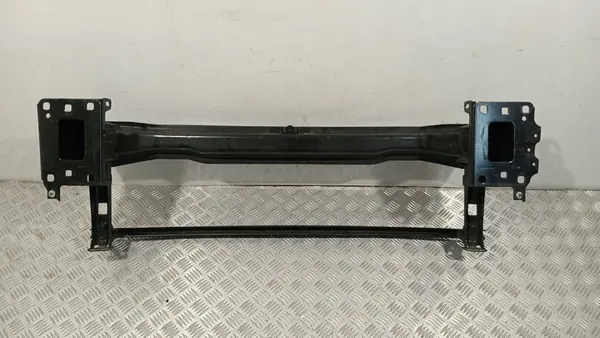 Etupuskuri Skoda Octavia IV 2019-2026 OEM image 9