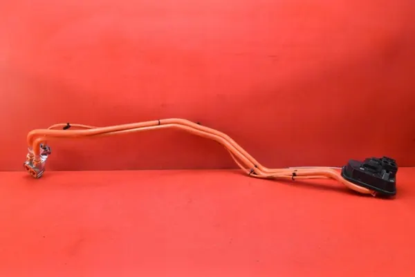 Puerto de carga Tesla Model Y OEM 1501773-60-B image 4