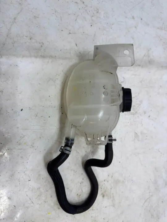 Uitzettank Ford Mustang Mach-E 2020 OEM LJ98-8A080-AB image 2