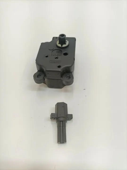Lämmitysventtiili OEM 2038201642 - Mercedes-Benz image 3