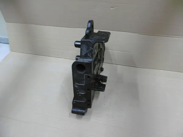 Support de cabine Volvo FH4 FHII Euro 6 Droit OEM 21767731 image 3