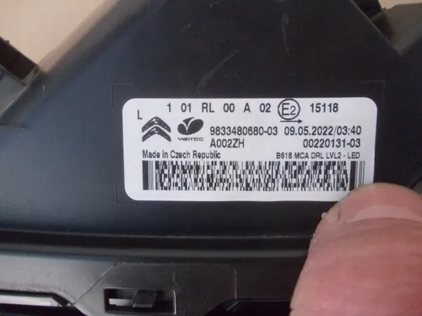 Luz DRL esquerda OEM 9833480680-03 para Citroen C3 III image 4
