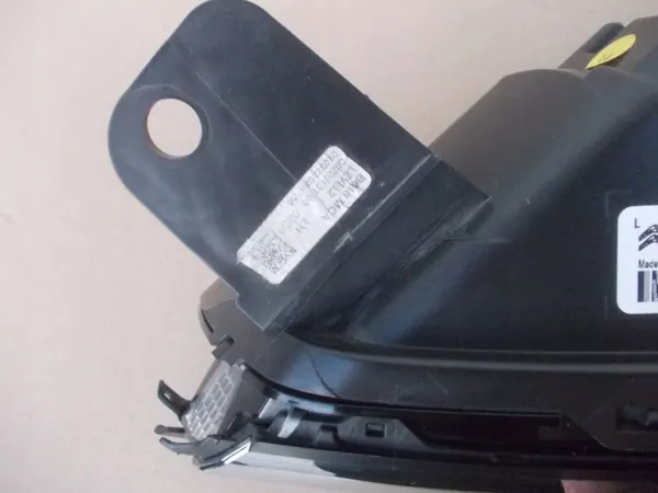 Luz DRL esquerda OEM 9833480680-03 para Citroen C3 III image 5