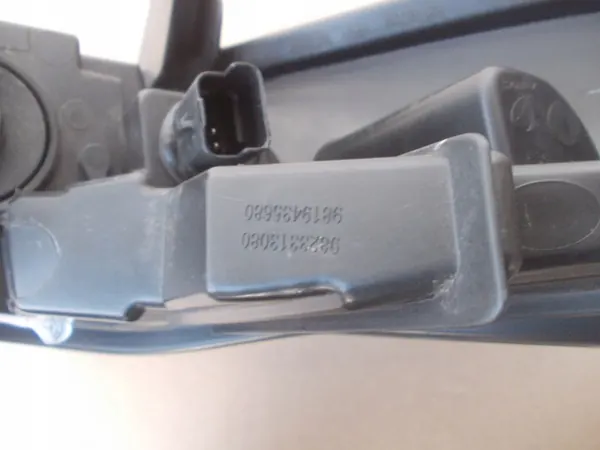 Luz DRL esquerda OEM 9833480680-03 para Citroen C3 III image 6