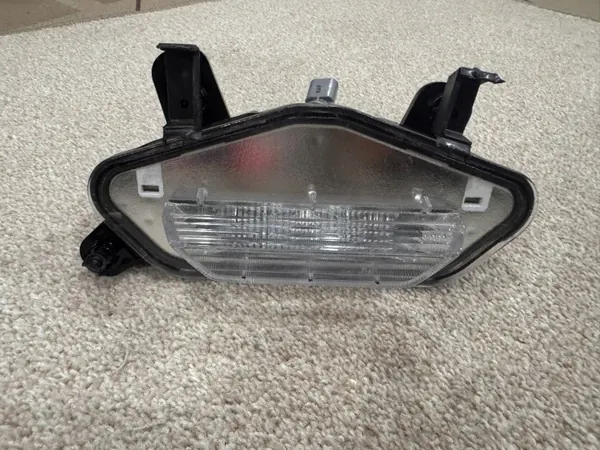 Kia Sportage V Peruutusvalo OEM SH172 924A3R2000 image 2