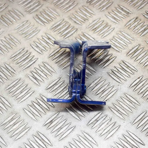 Vänster främre dörrgångjärn Tesla Model 3 2017 1101035-00-D image 3