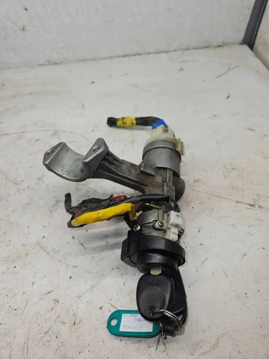 Interruptor de ignição dianteiro Hyundai Tucson OEM 819102EA00 image 5