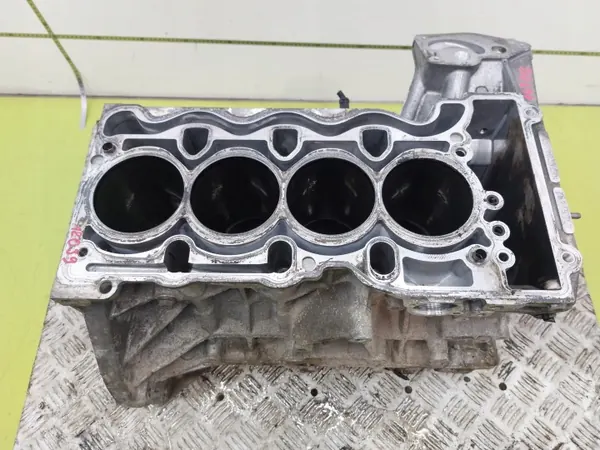 BMW Motorblok M43B20AY OEM - Gebruikt origineel image 2
