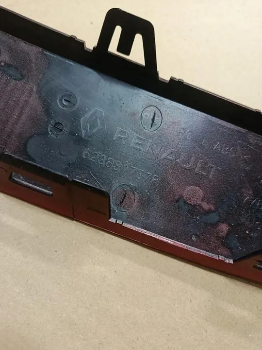 Grade de Para-choque Esquerda Renault Captur II 2024- OEM image 4