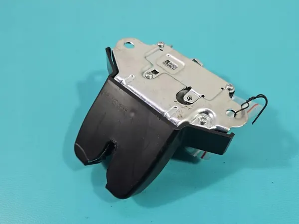 Baklucka Lås 81230F2010 Hyundai Elantra VI 15-20 image 3