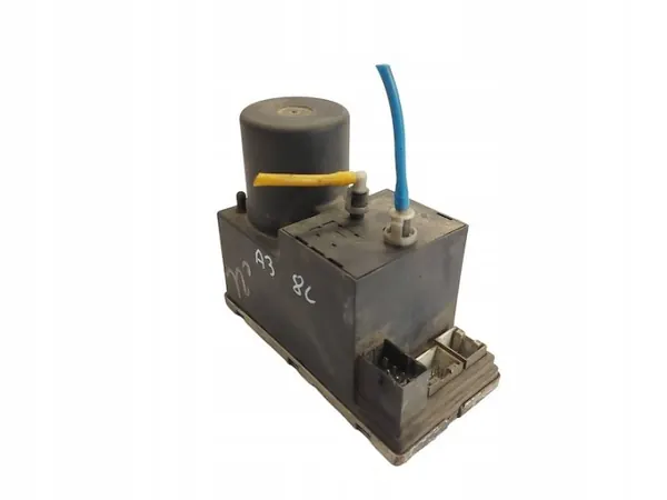 Keskitulppapumppu OEM 8L0862257E Audi A3/A4:lle image 2