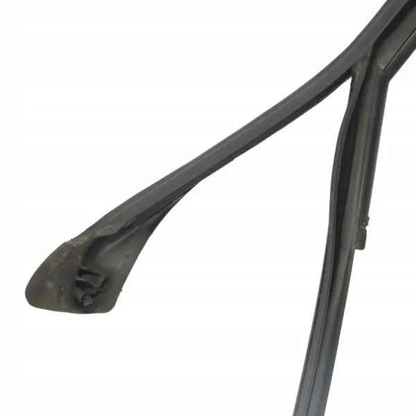 Audi A6 C7 Etu vasen ovi-ikkunatiiviste OEM 4G0837439G image 3