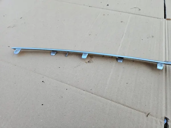 Grille chromée OEM 9654195577 pour pare-chocs avant Citroen C4 Picasso image 7