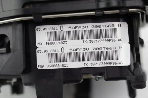 OEM 96720514ZD Nahkaohjauspyörä Citroen DS4:lle 2011-2015 image 5