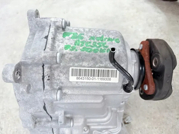 Redutor de caixa de transferência BMW OEM 8643150 XDrive image 8