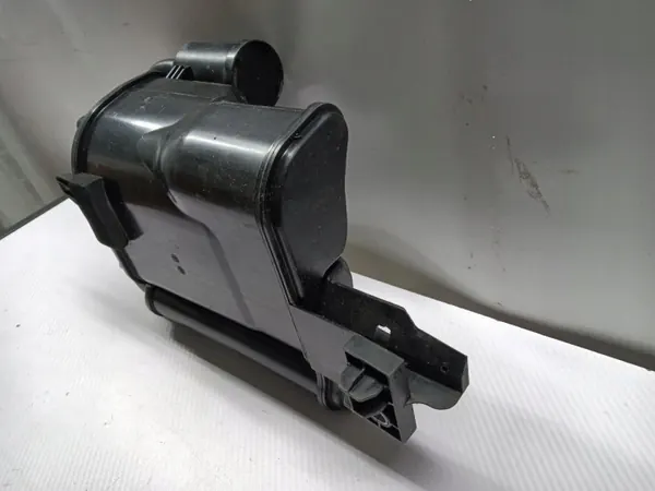 Hiilisuodatinsäiliö SEAT CUPRA OEM 5Q0201797D image 8