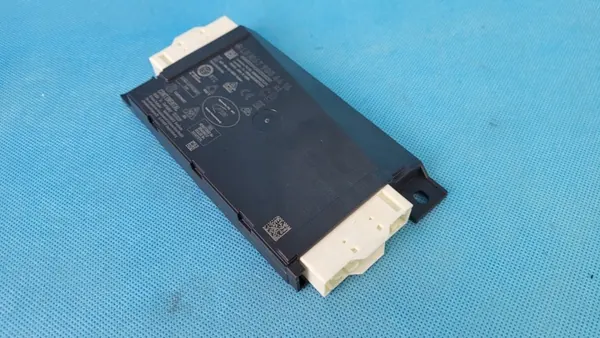 Módulo de controle Keyless Mercedes OEM A1679004416 image 4