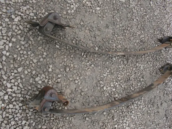 Ressort à lames arrière OEM mercedes413 pour Renault Master III image 3