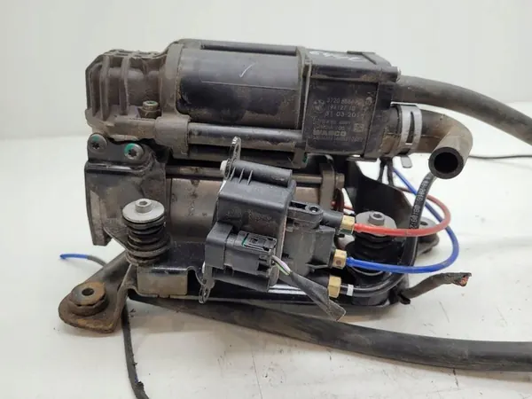 BMW 6 G32 GT G30 Suspension Compressor 26071679 image 3