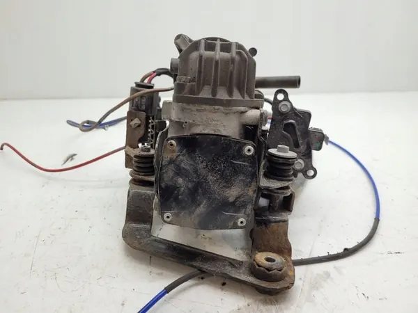 BMW 6 G32 GT G30 Suspension Compressor 26071679 image 4