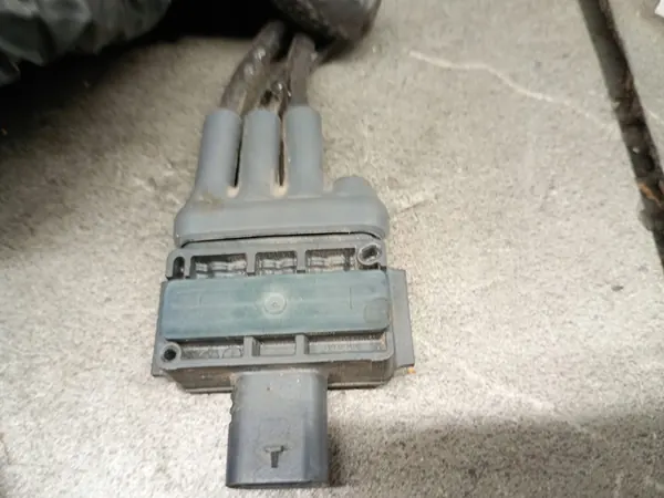 Oil Temperature Sensor Mercedes-Benz Sprinter W907 W910 A0009057814 image 4