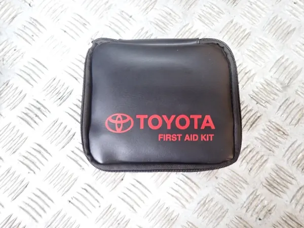 Trousse de Premiers Secours Toyota Tundra 2022- image 1