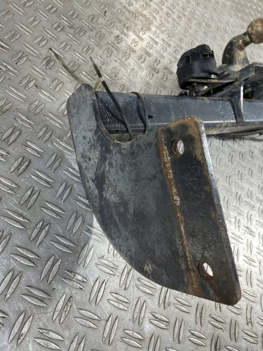 Attelage TRANSIT MK7 06- - Pièce OEM Ford OE image 4