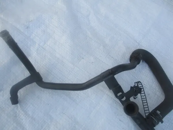 Vesiputken liitin VW Golf V Audi A3 A4 2.0 TFSI image 2