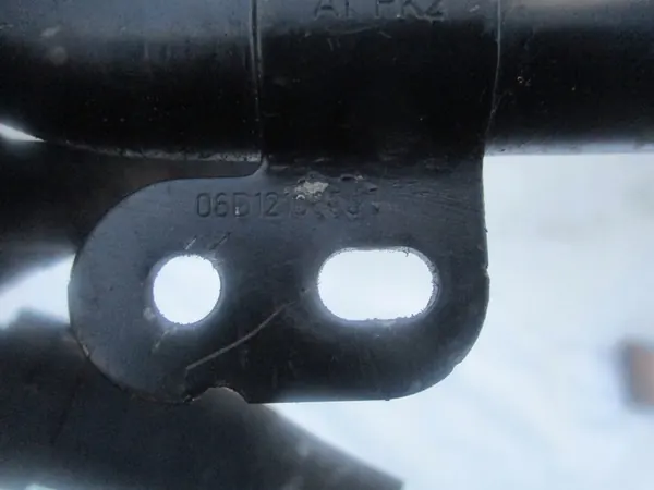 Vesiputken liitin VW Golf V Audi A3 A4 2.0 TFSI image 5