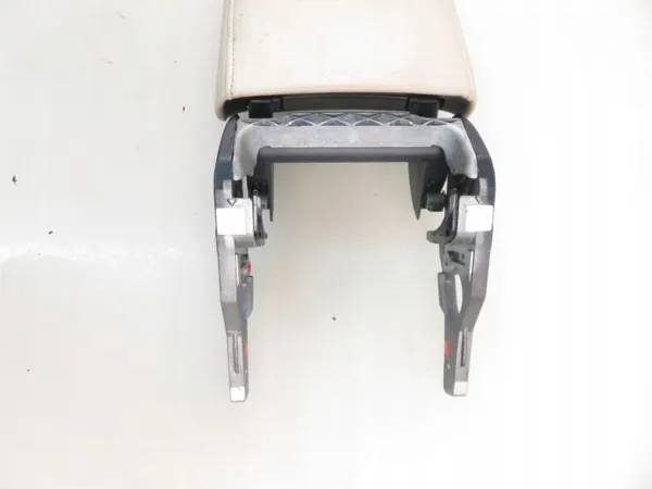 Armstöd OEM 1247951 - Begagnad VW del image 5