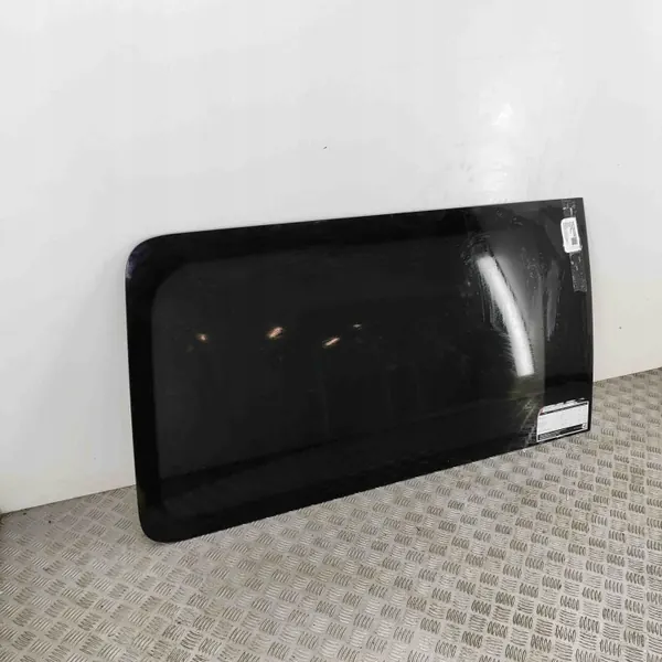 Vitre latérale gauche arrière OEM GK31B29751AC image 3
