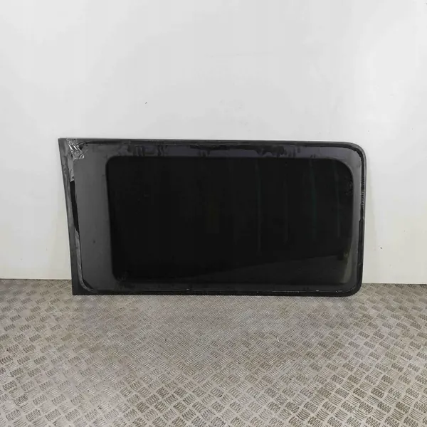 Vitre latérale gauche arrière OEM GK31B29751AC image 4