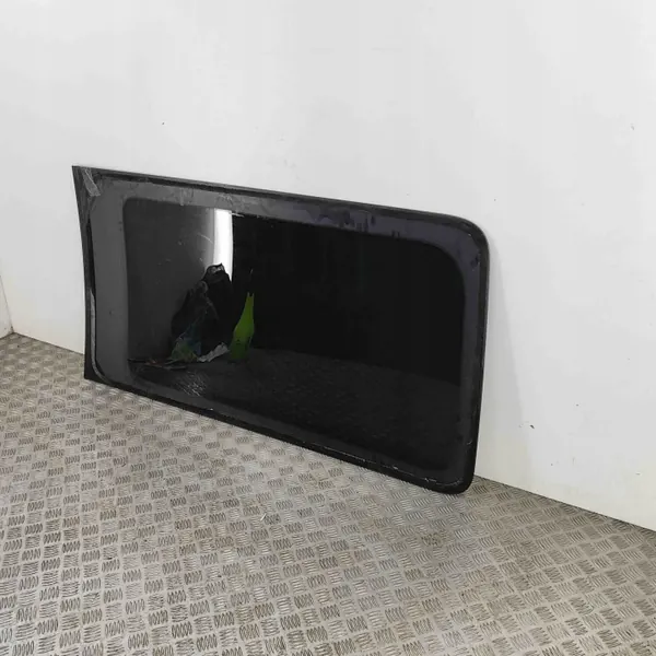 Vitre latérale gauche arrière OEM GK31B29751AC image 5