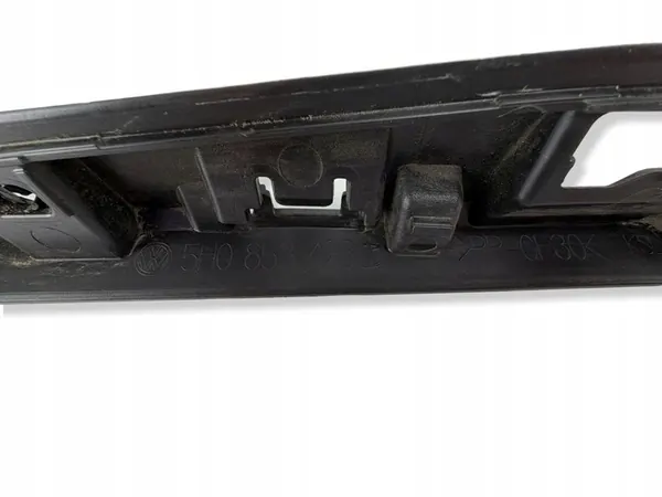 Volkswagen Golf VIII 2020 Garniture de seuil gauche image 2