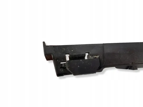 Volkswagen Golf VIII 2020 Garniture de seuil gauche image 6