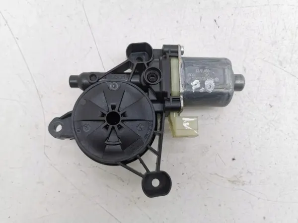 Moteur de vitre avant gauche VW 5Q0959802A image 2