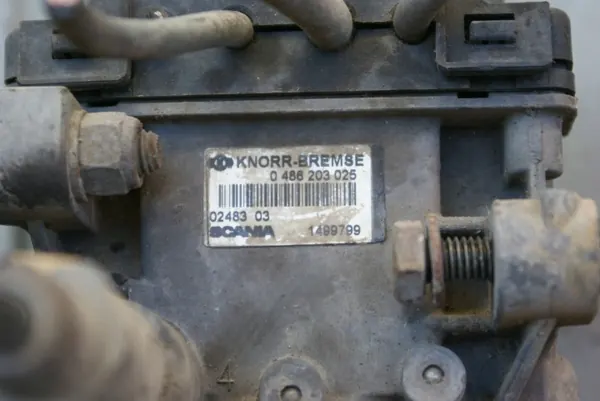 Single EBS Modulator SCANIA 124 OEM 1499799 image 5