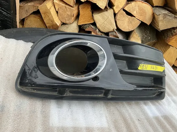 Rejilla de Parachoques Delantero Derecho Audi Q5 2010-2019 Negra OEM image 2