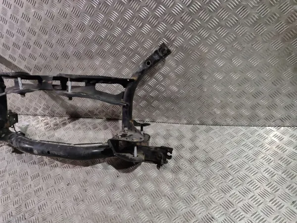 OEM 561505107 Traverse arrière pour VW Passat B8 USA image 4