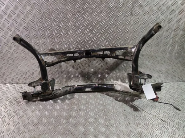 OEM 561505107 Traverse arrière pour VW Passat B8 USA image 6