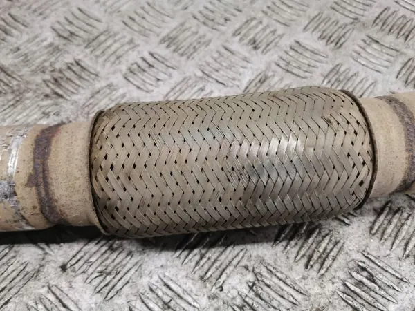 Conector flexível de escape Land Rover Discovery Sport 2015 image 7