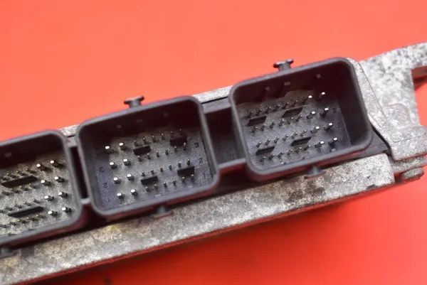 Moottorin ohjausyksikkö Peugeot 207 1.4 16V 9663380880 image 9