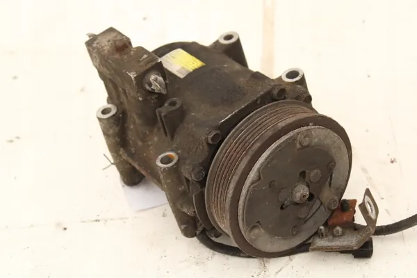 Ilmastointikompressori Ford FIESTA MK7 1.4 TDCI image 2