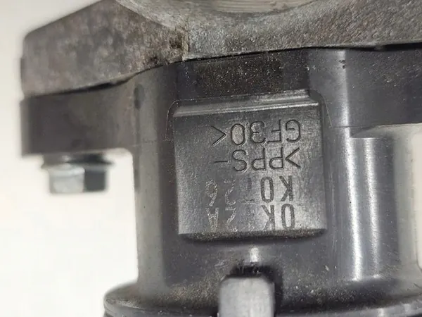 TOYOTA C-HR 1.8 B HÍBRIDO CARCASA DEL TERMOSTATO 8942247010 image 7