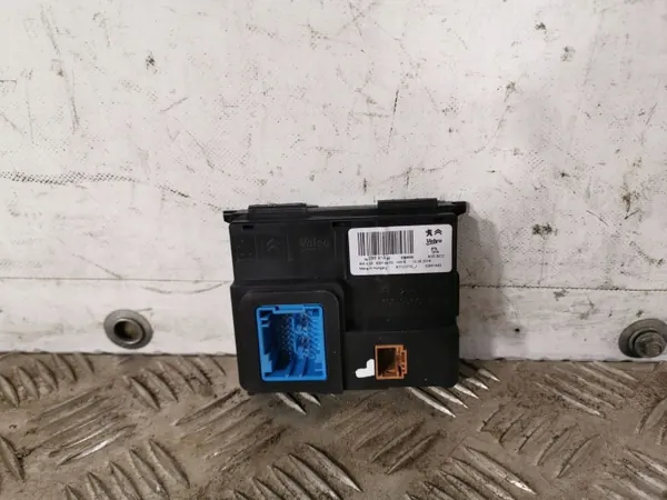 Styrenhet Peugeot 5008 2018 OEM FBZ11090 image 2