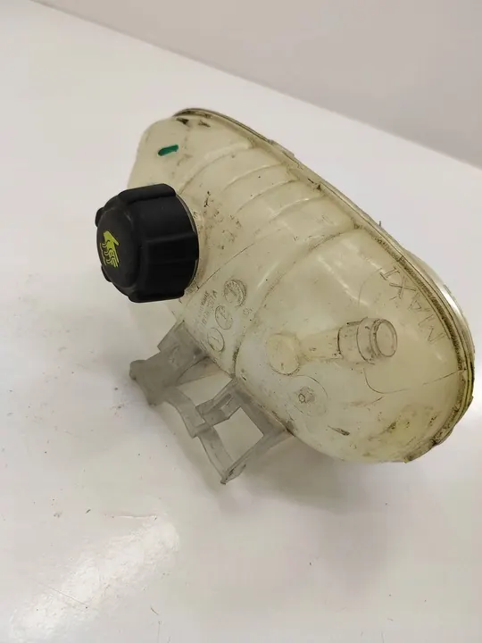 Kühlmittel-Ausgleichsbehälter Renault Trafic III (X82) 2015 OEM 217101893R image 3