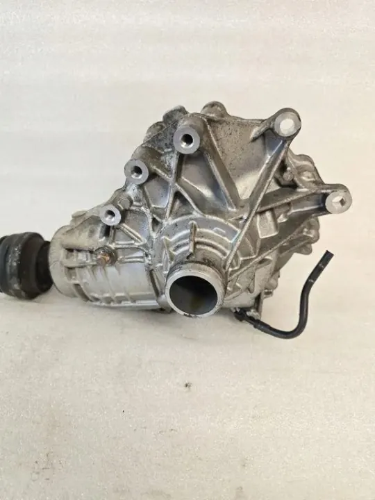 Maserati Levante 2020 Vorderdifferenzial OEM 06701040570 image 4